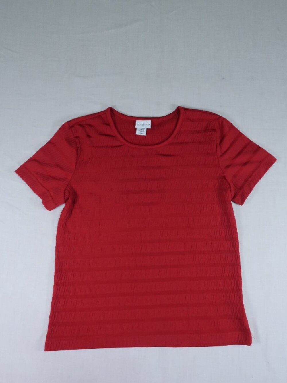 Jaclyn Smith Red Textured Stripe Top Small Business Casual Office Workwear